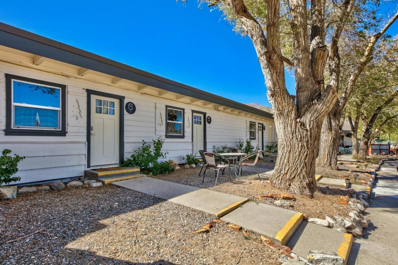 The Historic West Walker Motel Exterior photo